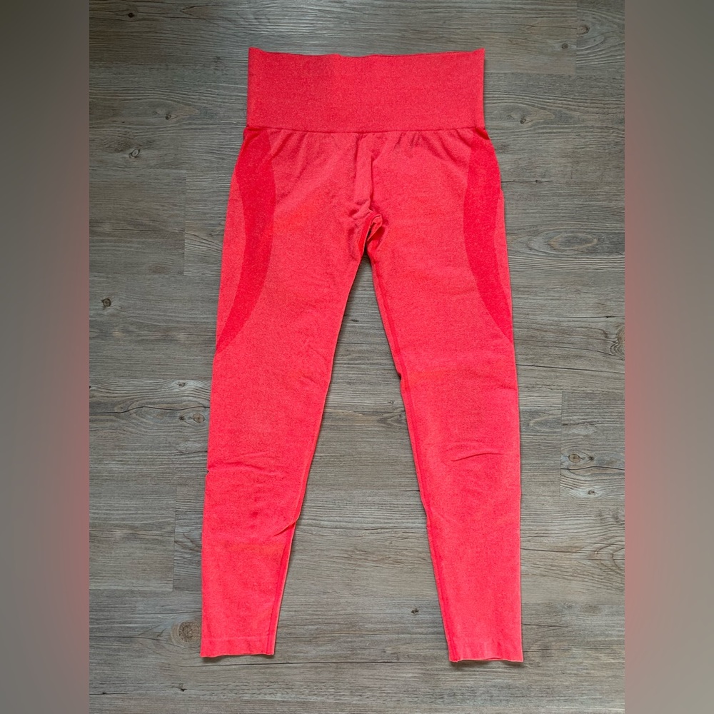 NVGTN Contour Leggings